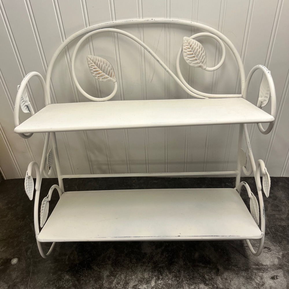Vintage White Metal Shabby Chic Wall Shelf | Cottagecore